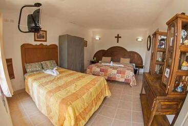 Hotel Hacienda Xico Inn