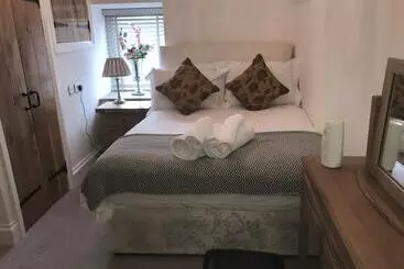 Maaseutuhotelli 2 Bed Barn Alton Towers Chatsworth Polars Peaks