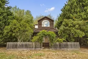 Stayau 1br Rustic Picturesque Cottage