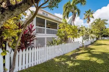 Mökkimajoitus Paradise Point By Avantstay Golf Course Living