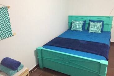 تختخواب و صبحانه Acuarela Hostal