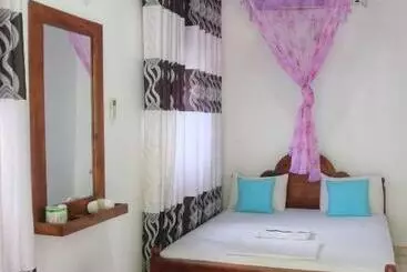 Bed and Breakfast Golden Rainbow Guest House