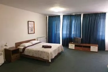 Nocleg ze śniadaniem Mini Hotel Vesna