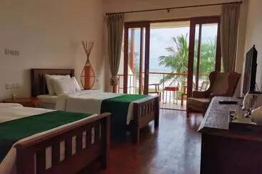 Cardamon Hotel Nilaveli