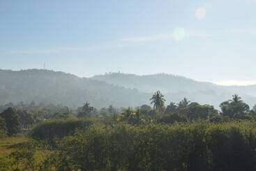 Hotel Weligama Holiday Inn