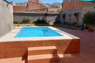 فندق صغير Refugio Del Turista