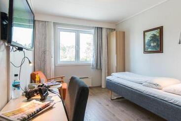 Almaas Hotell Stord As