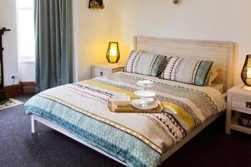 Bed and Breakfast Artica Art & Accommodation