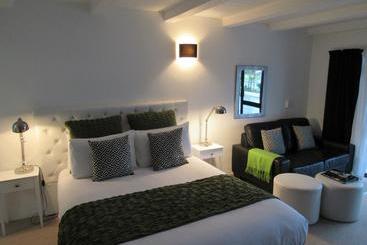 모텔 Orewa Beachcomber