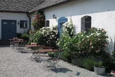 Rävåkra Bed & Breakfast