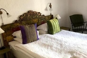 Södergårda östra Bed & Breakfast