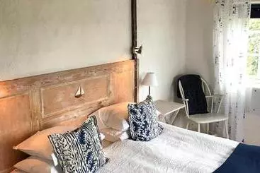 Södergårda östra Bed & Breakfast
