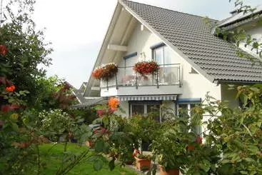 Bed and Breakfast Haus Erika Am Weg