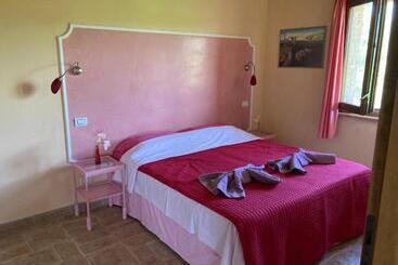 Le Pietre Parlanti Resort & Winery