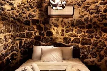 Arev Otel