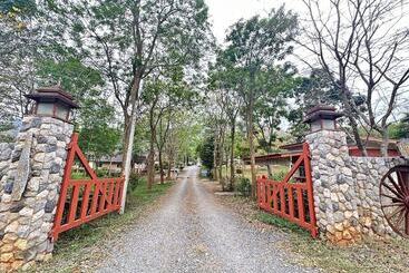 Khum Khun Phon Resort Khao Yai