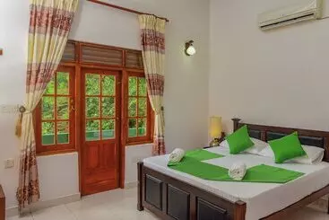 Hotelli Siyonra Bungalow