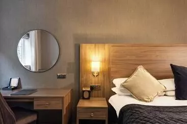 Hotelli The Seven Chester