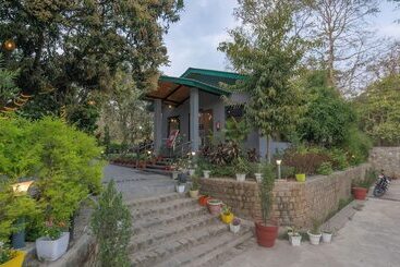 Hotel The Destin Ekaant By 3tree Group