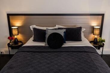 פנסיון Nudgenudge Self Contained Luxe Guest Suite