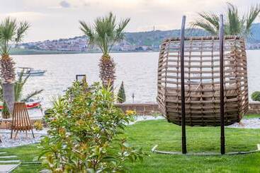 Hotel Tringo Bungalov