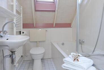 ホテル Cafe De Harmonie