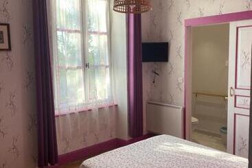 Aamiaismajoitus (B&B) Chambre D La Gare D Auxy