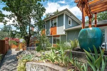 Aamiaismajoitus (B&B) Illuminati Guest House