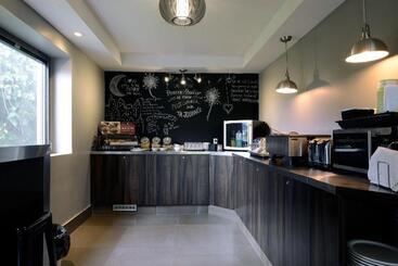 Le Fabreville Motel & Suites