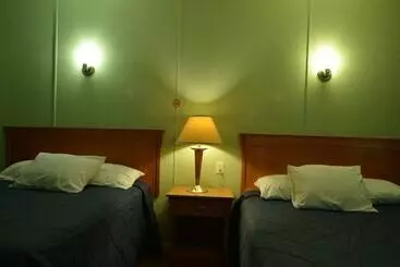 Neepawa Motel