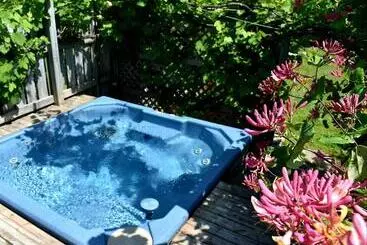 Resort Seascape Coastal Retreat Adults Only Hot Tubs