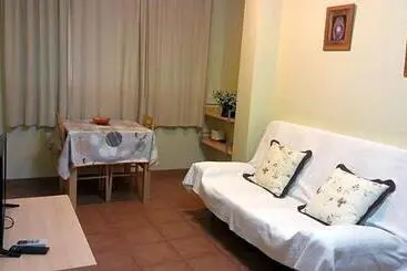 Hotel Hostal Sant Roc