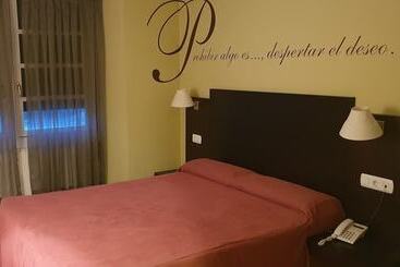 호텔 Restaurante Aldama