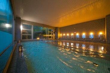 בית מלון כפרי Tresta Shirayama