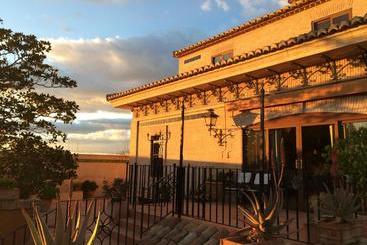 مبيت وإفطار Valencia Country House