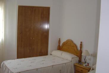 Hotell Hostal D´ernes