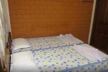 Bed and Breakfast Dazzle Dew