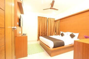 בית מלון כפרי The Grand Inn Mysore