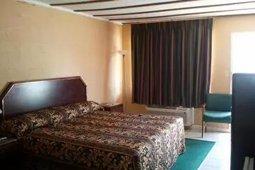 Holiday Motel