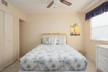 Motel Sea Aire Oceanfront Inn