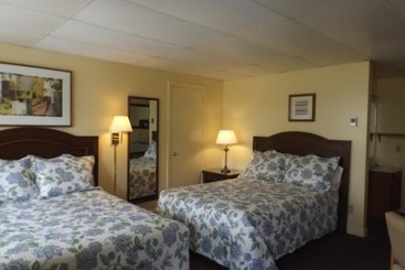 Hotel Footbridge North