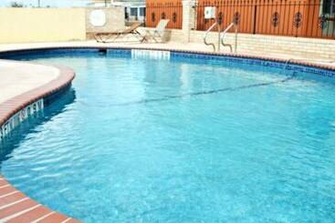 汽车旅馆 Aloha Inn