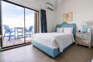 فندق على الطريق Edgewater Lodge