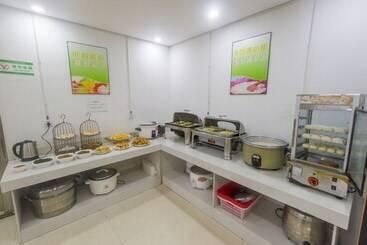 Hotel Guilin West Street