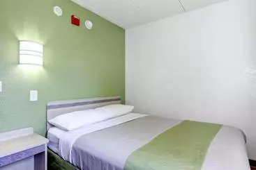 Motel 6 Portland, Me