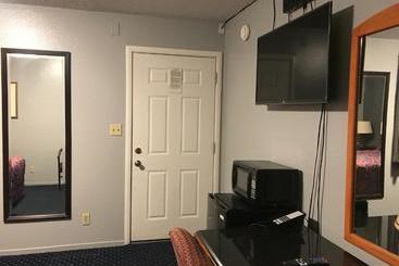 汽车旅馆 Travelers Inn