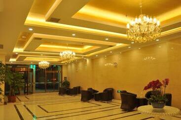 Otel Greentree Qinhuang Island Railway Station Business