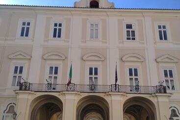 Bed & Breakfast Mini Apartment With Bathroom And Kitchen For Exclusive Use