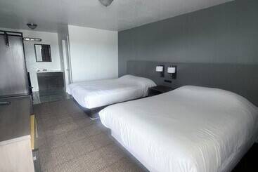 فندق Garden Inn And Suites