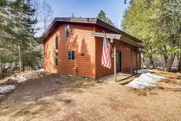 Mökkimajoitus Family Cabin W/ Private Dock On Caribou Lake!